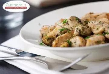 SPEZZATINO DI POLLO AL TAMARINDO CON FUNGHI