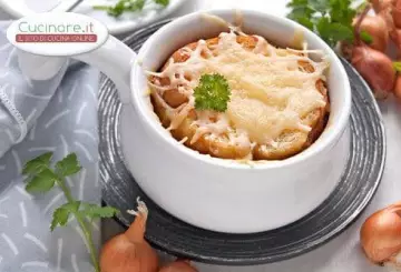 ZUPPA DI FUNGHI ALLA MAREMMANA