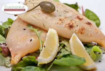 CALAMARI GRIGLIATI CON SALSA DI ANETO