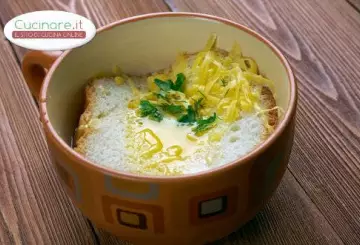 ZUPPA PAVESE