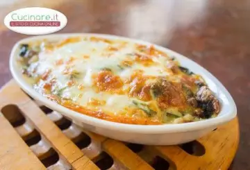 LASAGNE CON BROCCOLI E CIPOLLE ROSSE DI TROPEA