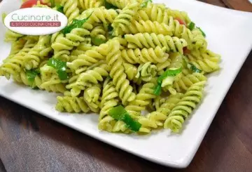 PASTA CON PESTO DI SPINACI