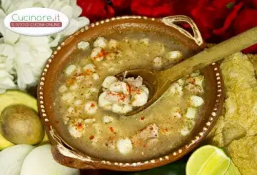 ZUPPA DI CARNE E VERDURE MESSICANA (POZOLE)