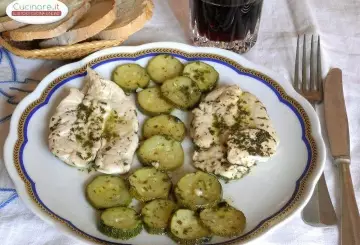 PETTI DI POLLO LIGHT CON ZUCCHINE