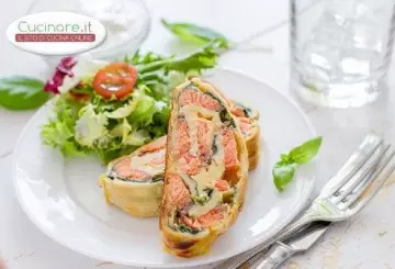 STRUDEL CON SALMONE, FIORI DI ZUCCA E FUNGHI PORCINI