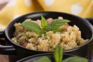 Insalata Di Quinoa Alla Menta preparazione 6