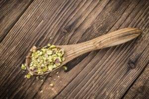 Pasta con Pesto di Ortiche e Seppie preparazione 2