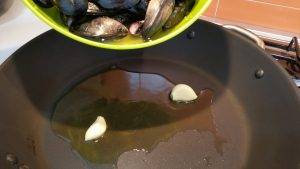 Impepata di Cozze preparazione 1