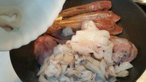 Zuppa di pesce senza fumetto preparazione 1