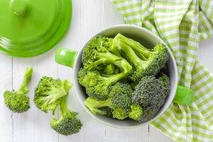 Cibi che aiutano l'attenzione i broccoli