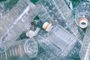 I MOCA le bottiglie di plastica