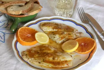 FILETTI DI PLATESSA CON SALSA DI ARANCIA