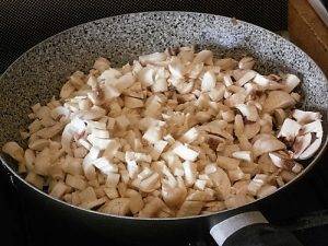 Conchiglioni ripieni di Funghi preparazione 1