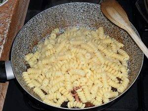 Fusilli con moscardini sfiziosi preparazione 6