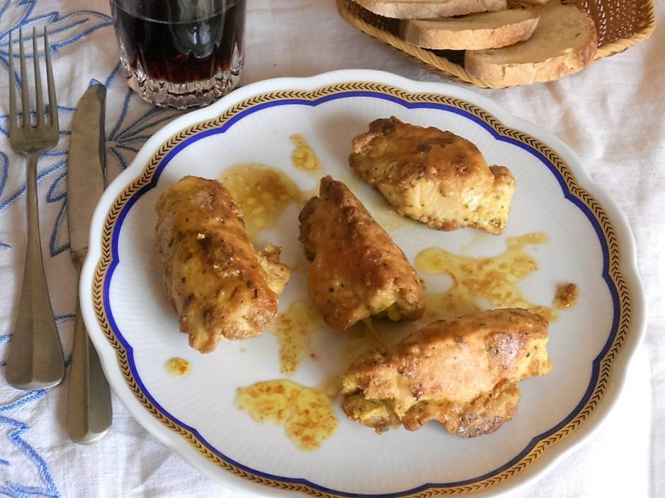 Involtini di pollo dorati con uova