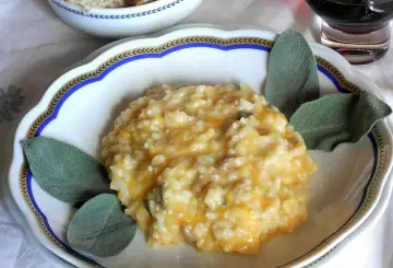 RISOTTO ZUCCA E SALSICCIA