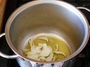 Risotto zucca e salsiccia preparazione 0