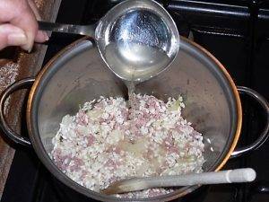 Risotto zucca e salsiccia preparazione 5