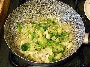 Tagliatelle con platessa e cavolini preparazione 3