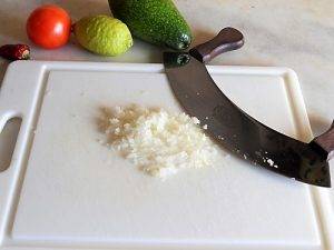 Guacamole preparazione 1