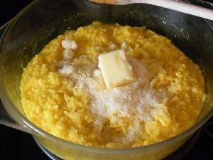 Risotto allo Zafferano preparazione 8