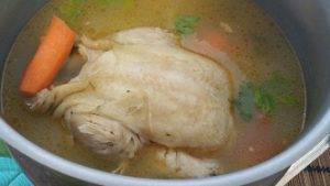 Brodo di pollo o di gallina preparazione 5