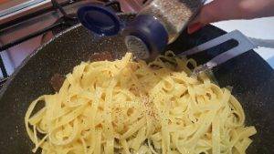 Tagliatelle al tartufo preparazione 6