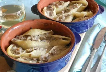 CONCHIGLIONI RIPIENI DI FUNGHI