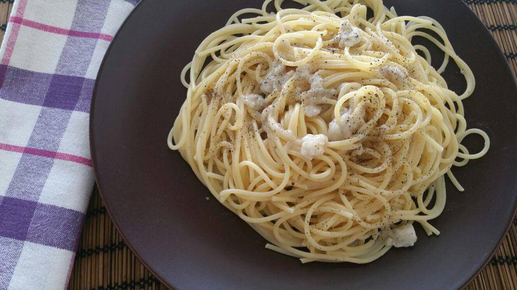 Cacio e pepe, un primo piatto facile e veloce