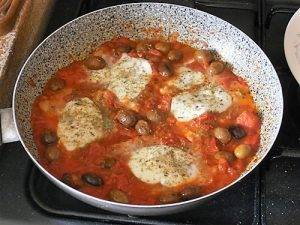 Scaloppine alla pizzaiola, un secondo facile e veloce! preparazione 11