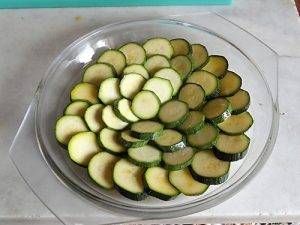 Zucchine gratinate, un contorno sfizioso! preparazione 3