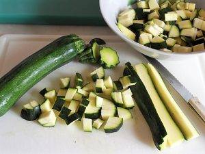 Hamburger di Zucchine, un piacevole secondo di verdure preparazione 0