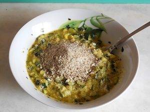 Hamburger di Zucchine, un piacevole secondo di verdure preparazione 9