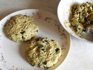 Hamburger di Zucchine, un piacevole secondo di verdure preparazione 11