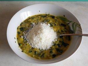 Hamburger di Zucchine, un piacevole secondo di verdure preparazione 7