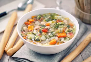 MINESTRONE DI VERDURE BIMBY, IL PIATTO NUTRIENTE E SAPORITO