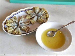 Cuori di carciofi, un contorno di classe! preparazione 8