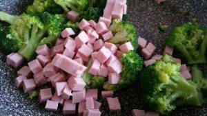 Pasta Con Cavolfiore Verde, piatto tutto da gustare preparazione 3