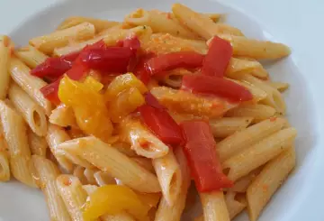 RICETTA PASTA ALLA CREMA CRUDAIOLA: GUSTO E SEMPLICITÀ