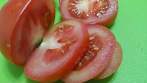 Insalata caprese, i colori e i sapori dell'italia preparazione 0