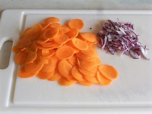 Risotto alle carote, un primo piatto sano e gustoso preparazione 0