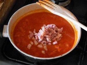 Spaghetti alla amatriciana, la ricetta originale preparazione 4