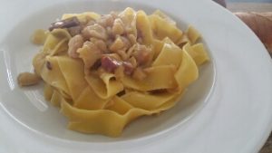 Pasta Con Castagne, un primo ricco di sapore preparazione 8