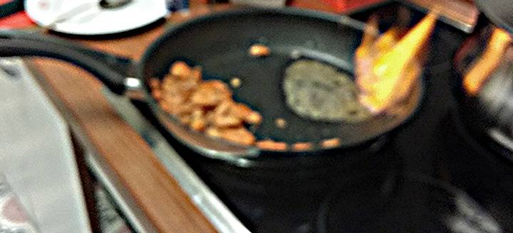 Tagliolini al salmone preparazione 3