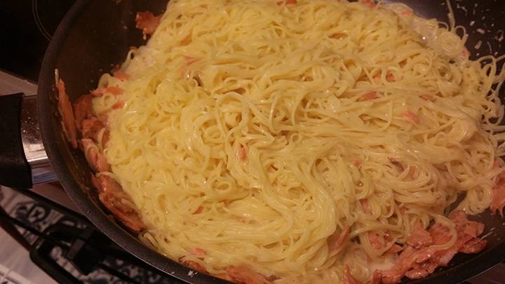 Tagliolini al salmone preparazione 8