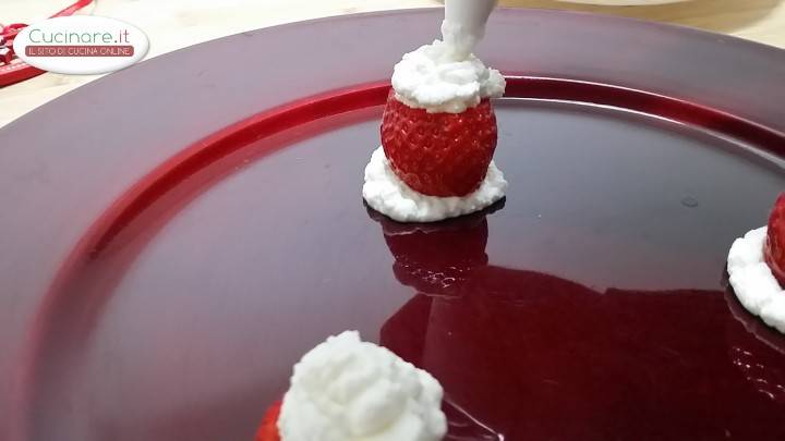 Babbo Natale di Fragola preparazione 10