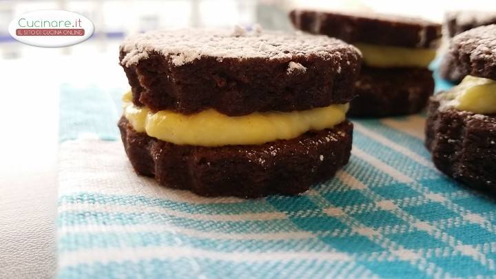 Biscotti in padella al Cacao ripieni preparazione 10