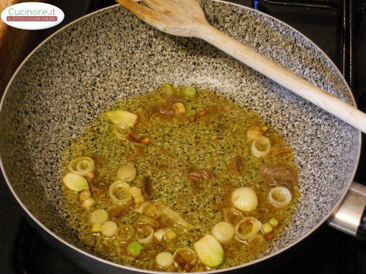 Broccoletti sfiziosi in Salsa di Acciughe, Arachidi e Limone preparazione 8