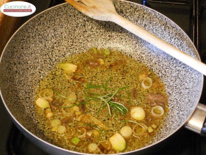 Broccoletti sfiziosi in Salsa di Acciughe, Arachidi e Limone preparazione 9