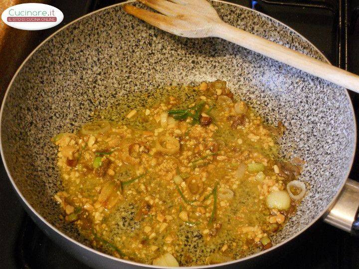 Broccoletti sfiziosi in Salsa di Acciughe, Arachidi e Limone preparazione 11